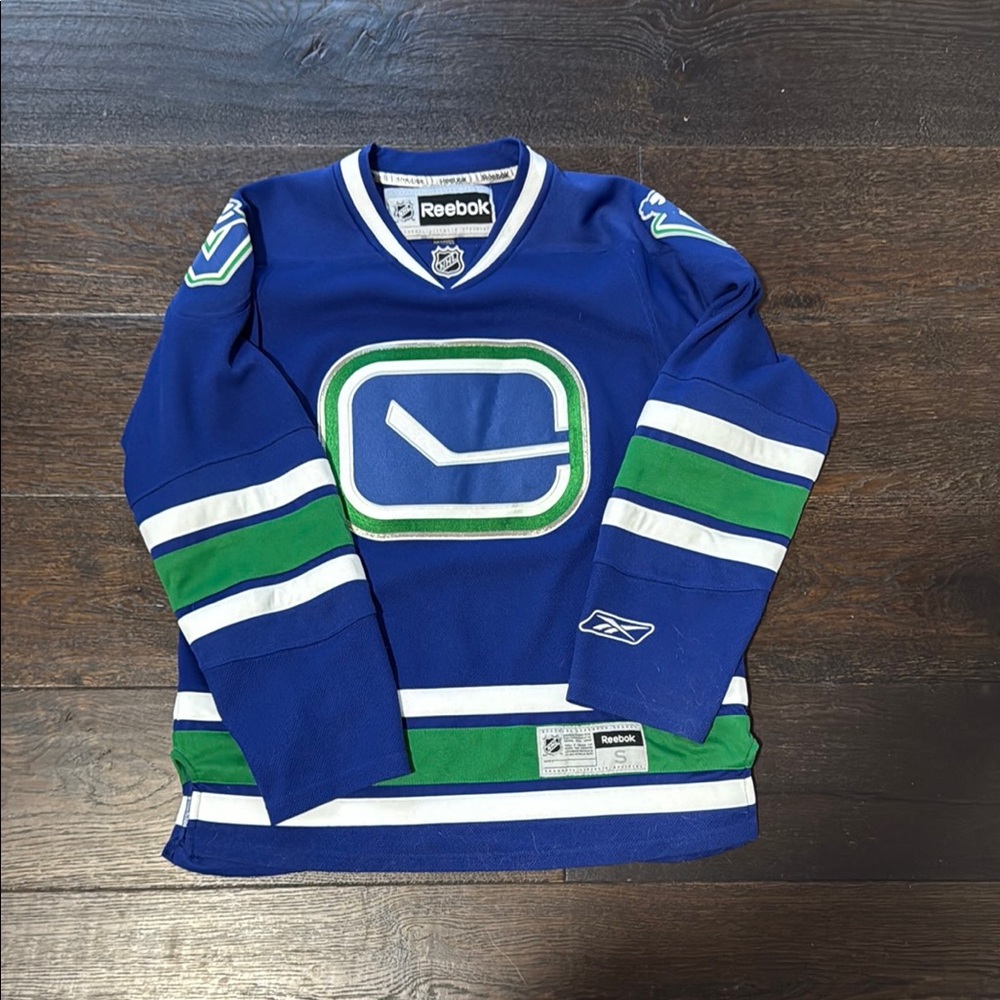 Reebok canucks Hockey Jersey